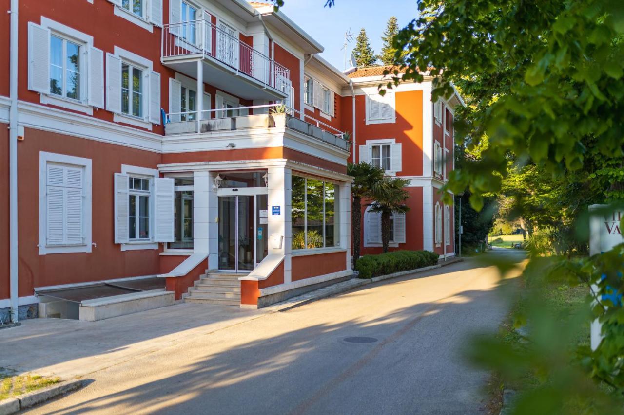 Villa Valdepian Apartments Savudrija Exterior photo